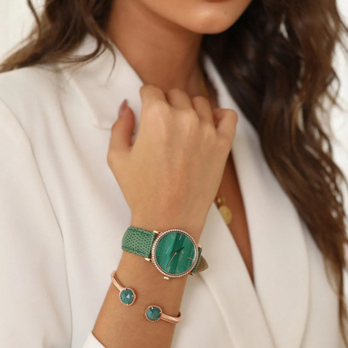 AW05 - Unique Zengori - Malachite, Natural Gemstone, Swiss Made Watch for Women