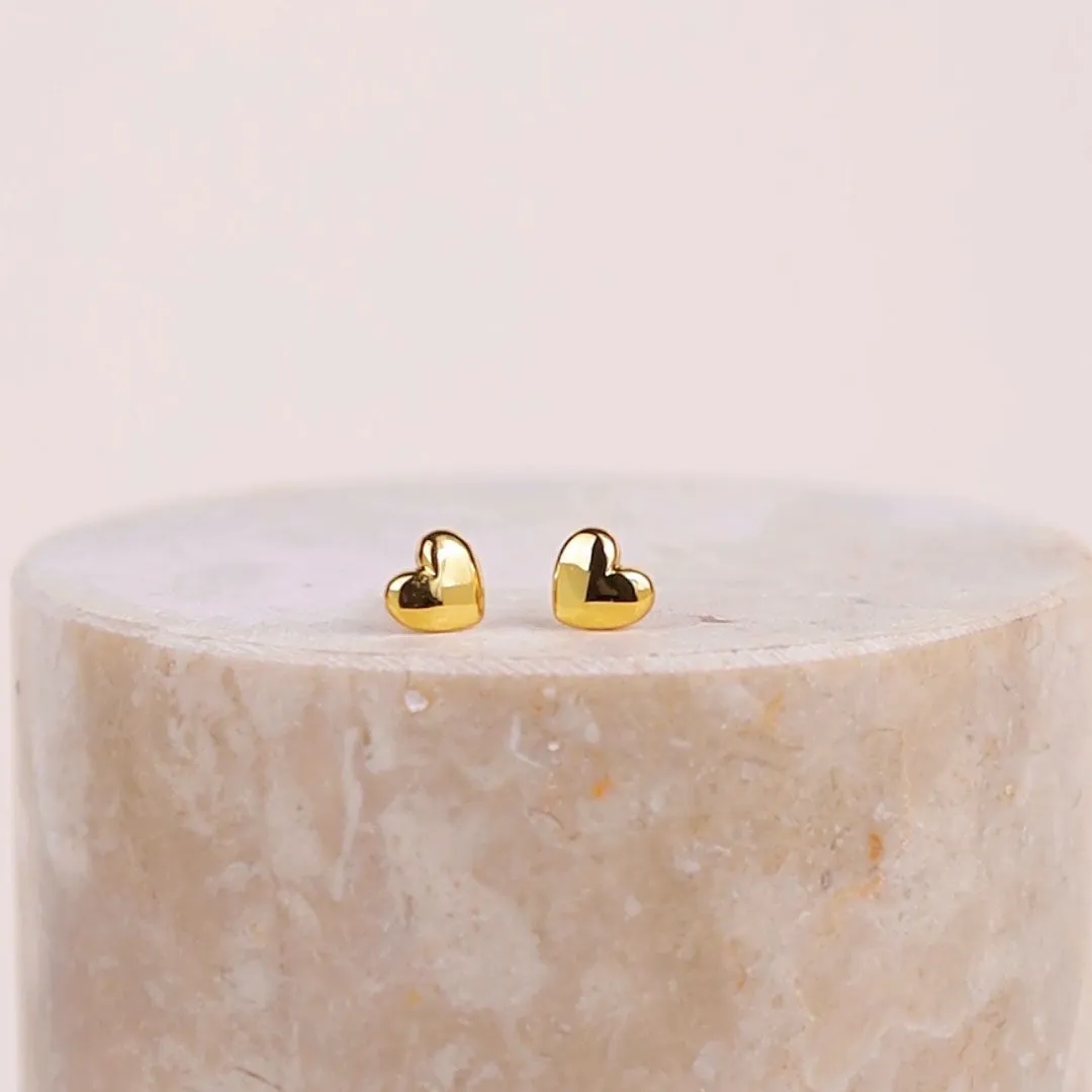 Classic Heart Gold Stud Earrings