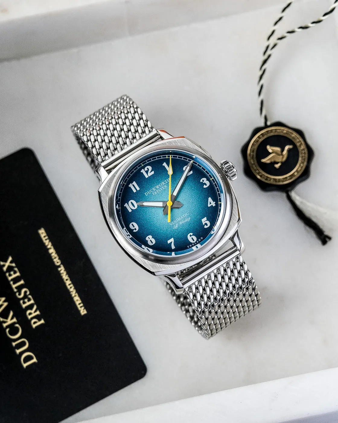 DP Watch VeriMTic Blue Fume Mesh Bracelet