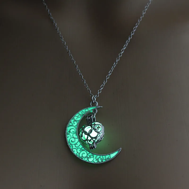 Glowing Pendant Necklaces Silver Plated Chain Necklaces