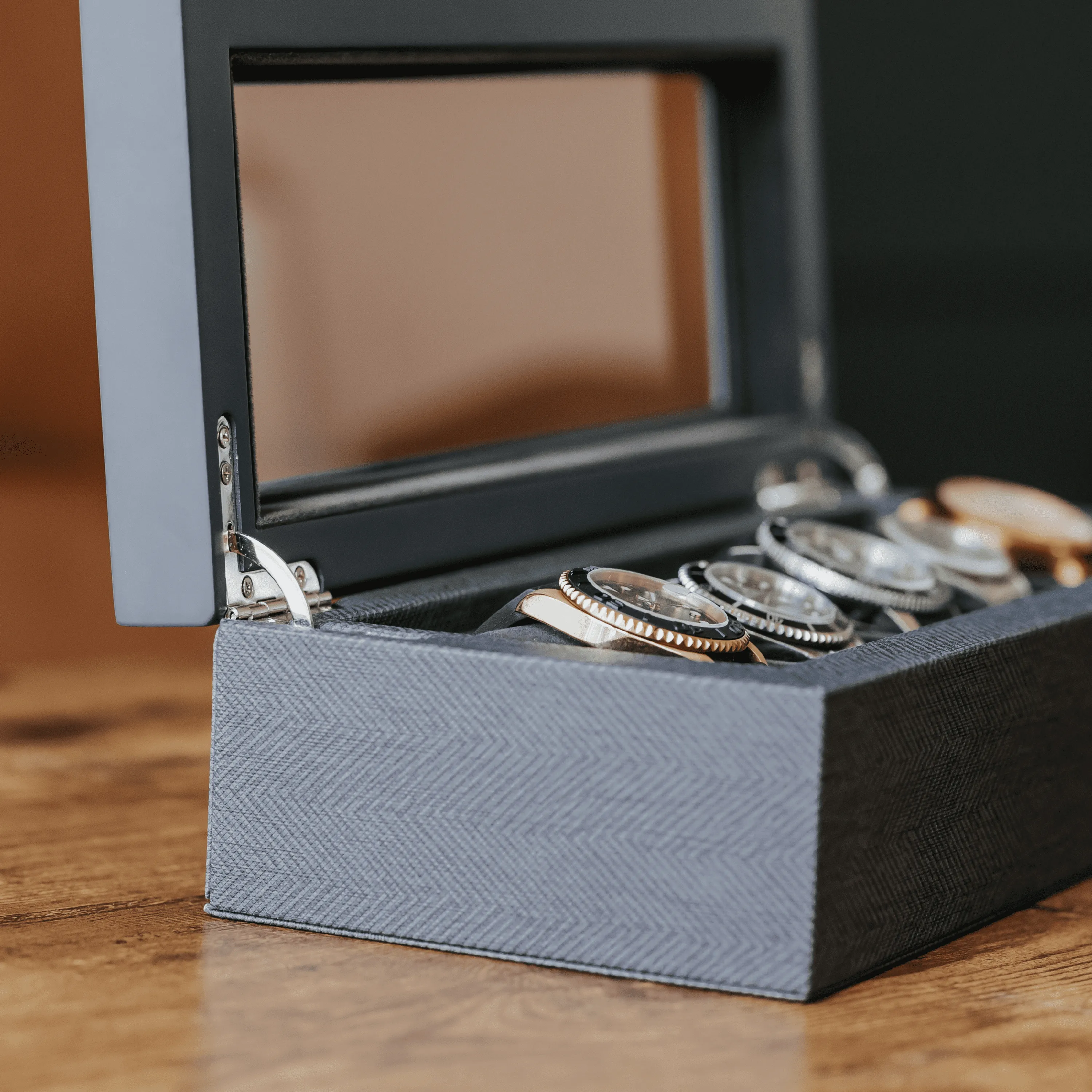 Herringbone Two-Toned Watch Box - 5 Slot