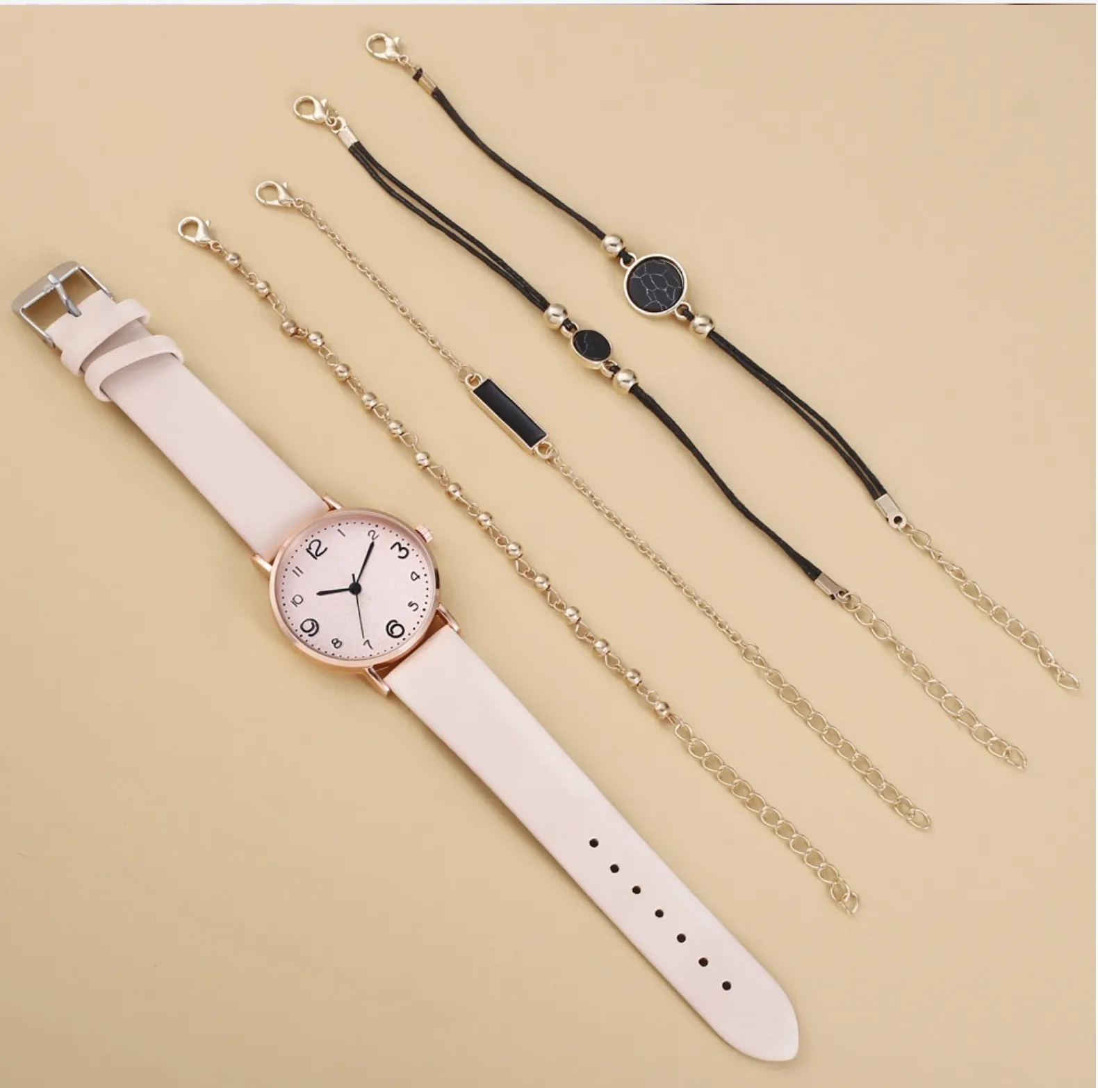 Smooth Dial Wrist Watch with Bracelet - Set of 5