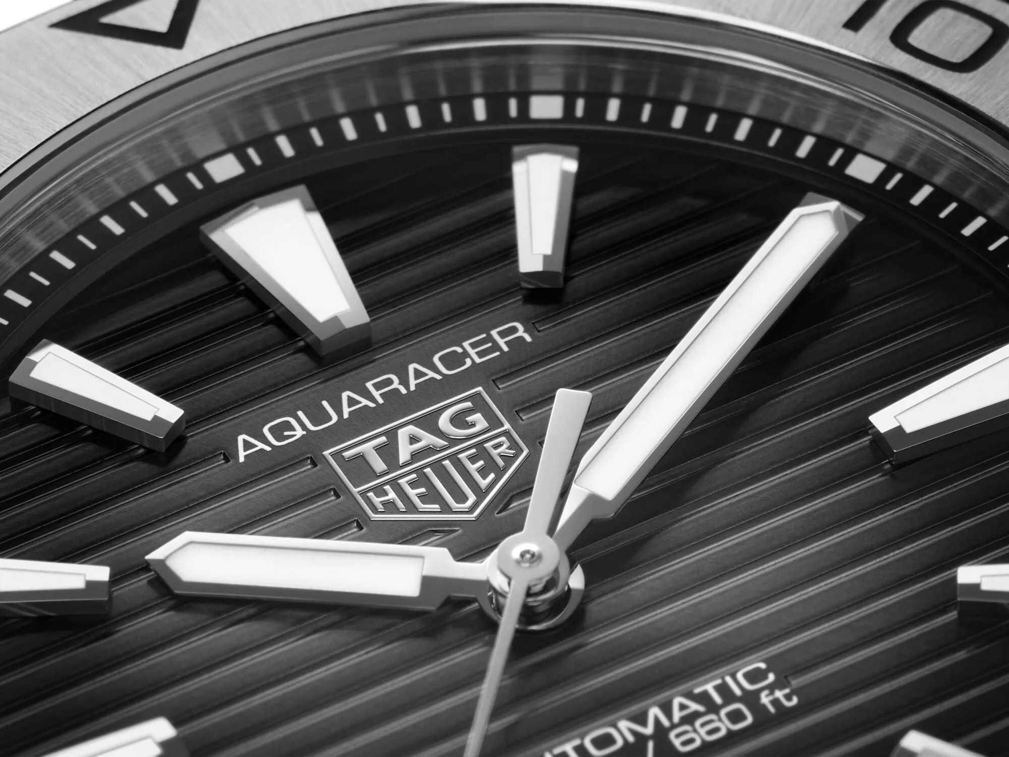 TH Watch Aquaracer ProFSsional 2