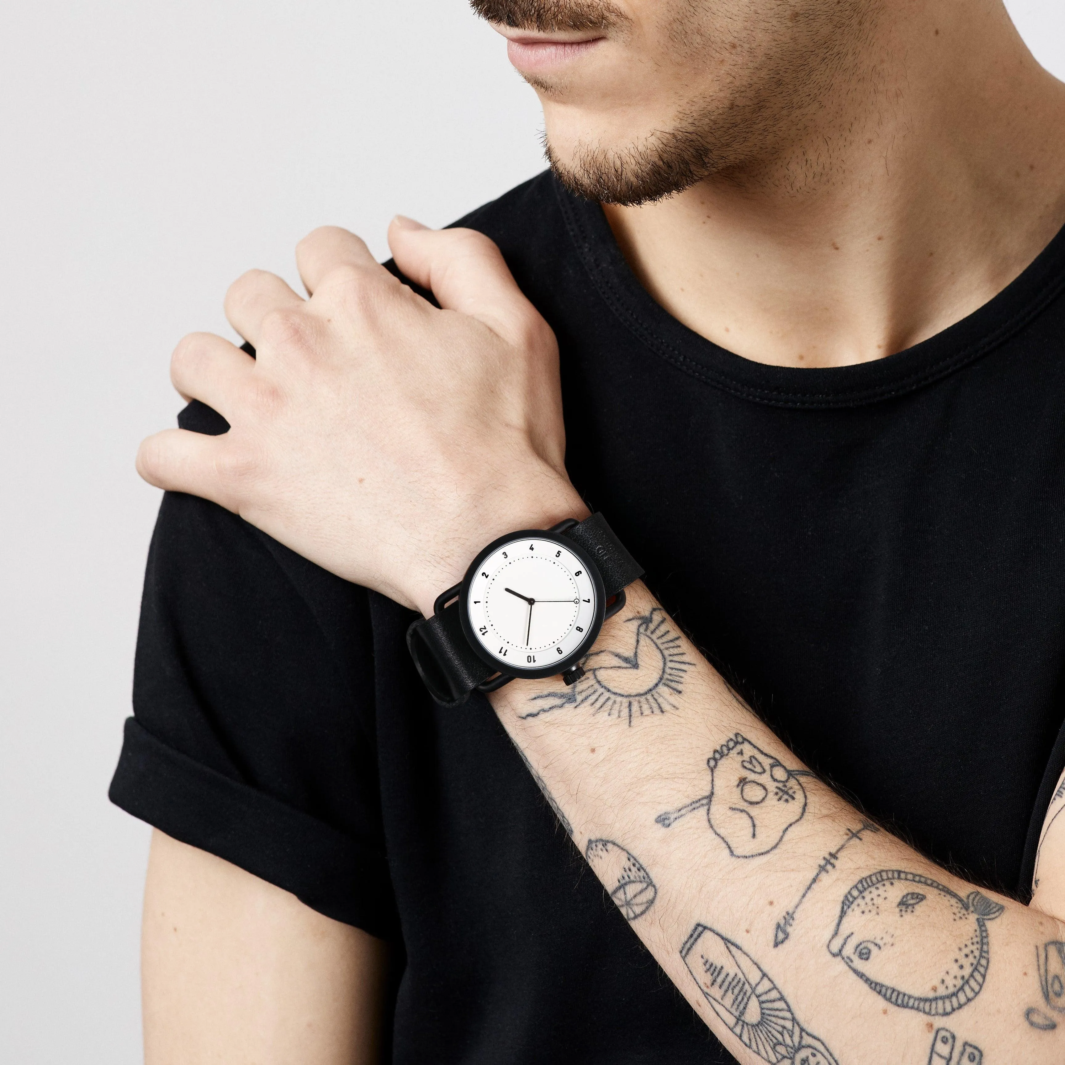 TID No.1 White Dial / Black Leather Strap / Black Buckle